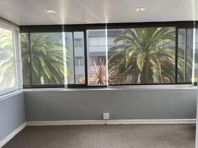 0 Bedroom Property for Sale in Sea Point Western Cape